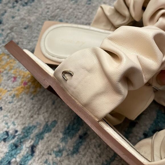 Sam Edelman Circus Iggy Cream Scrunchie Slide Sandals 6.5 - Picture 3 of 7